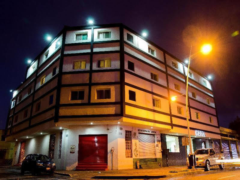 Hotel Portonovo Plaza Centro Guadalajara Exteriér fotografie